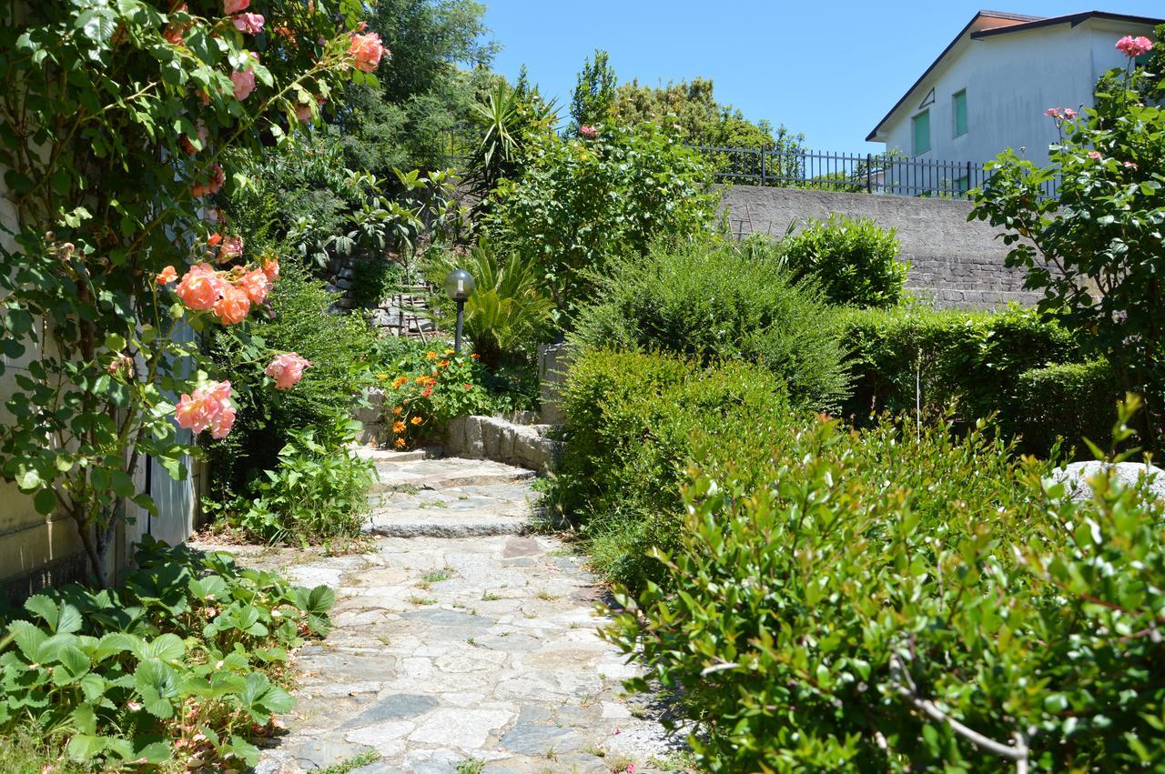 Bed and Breakfast Pietro&Graziella Sorgono Exterior foto